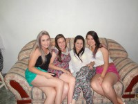 /album/social1/gabriela-mendes-camila-bordin-gabriele-e-thais-filla-de-campo-do-tenente-jpg/